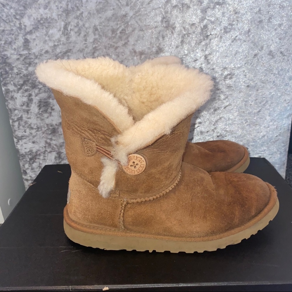 Uggs